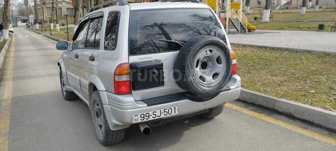 Suzuki Grand Vitara 1999, 226,899 km - 2.5 l - Quba