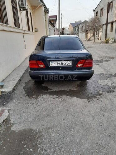 Mercedes E 230 1996, 327,000 km - 2.3 l - Gəncə