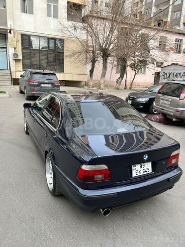 BMW 530 2001, 395,000 km - 3.0 l - Bakı
