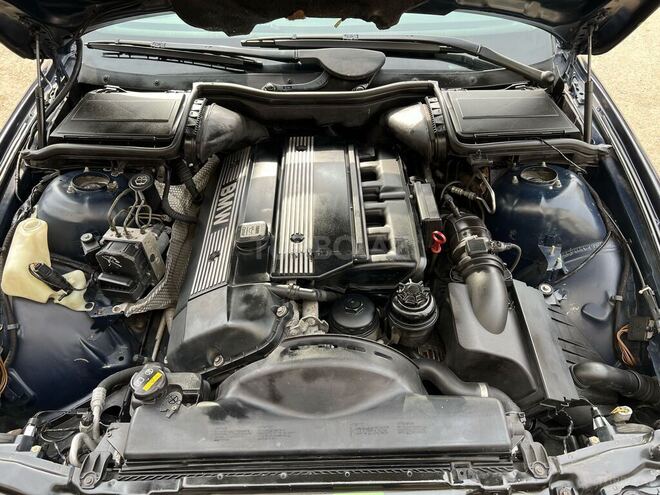 BMW 530 2001, 395,000 km - 3.0 l - Bakı