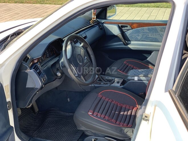 Mercedes E 300 1996, 403,784 km - 3.0 л - Bakı