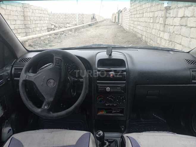 Opel Astra 2001, 176,500 km - 2.0 l - Bakı