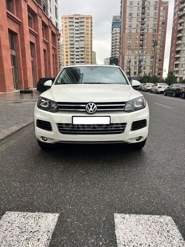 Volkswagen Touareg 2012, 95,000 km - 3.6 л - Bakı