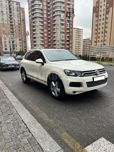Volkswagen Touareg 2012, 95,000 km - 3.6 л - Bakı