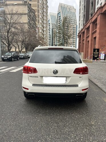 Volkswagen Touareg 2012, 95,000 km - 3.6 л - Bakı