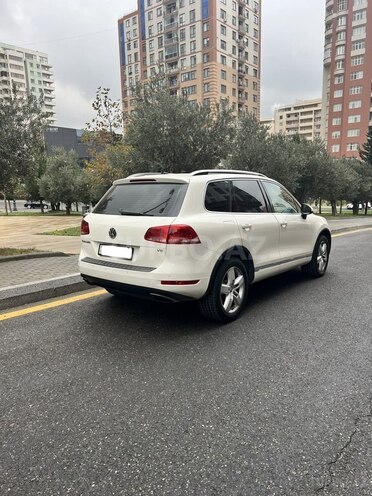 Volkswagen Touareg 2012, 95,000 km - 3.6 л - Bakı