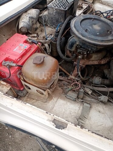 LADA (VAZ) Niva 1985, 170,000 km - 1.7 l - Quba