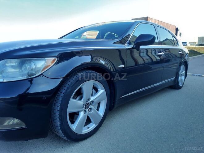 Lexus LS 460 2008, 260,000 km - 4.6 l - Gəncə