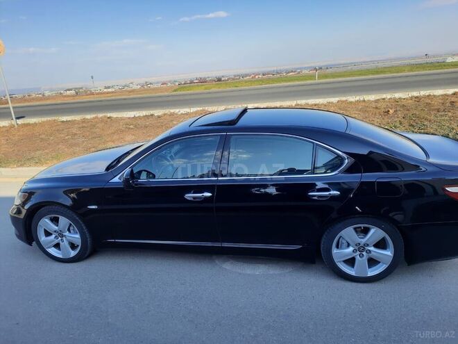 Lexus LS 460 2008, 260,000 km - 4.6 l - Gəncə