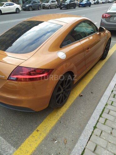 Audi TT 2009, 107,000 km - 2.0 л - Bakı