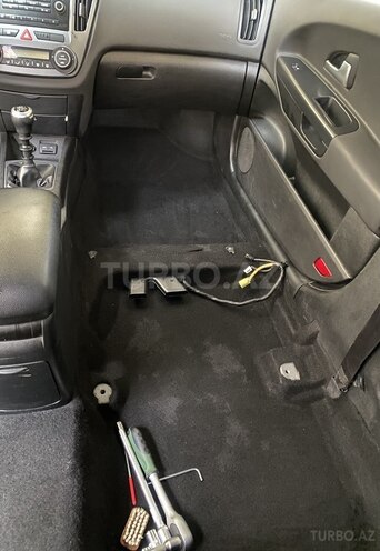 Kia Ceed 2008, 228,500 km - 1.6 l - Bakı