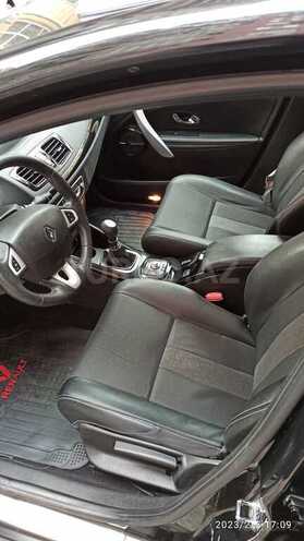 Renault Megane 2011, 300,000 km - 1.5 l - Bakı