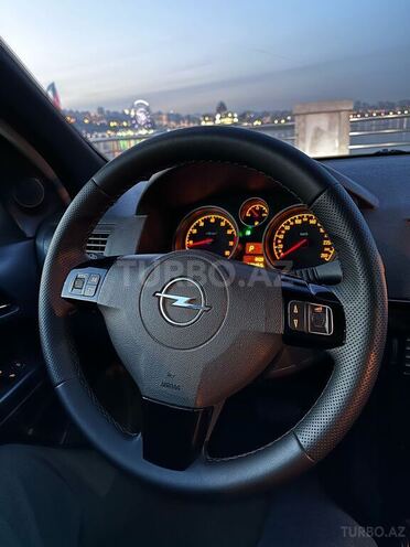 Opel Astra 2004, 358,000 km - 1.8 l - Bakı