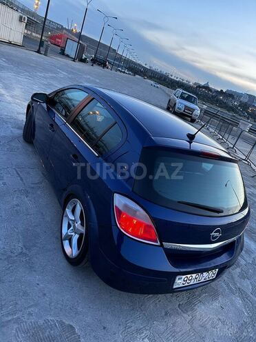 Opel Astra 2004, 358,000 km - 1.8 l - Bakı