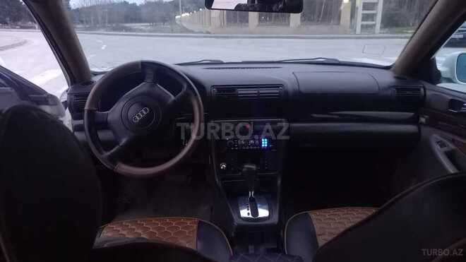 Audi A4 1998, 214,000 km - 1.8 l - Sumqayıt
