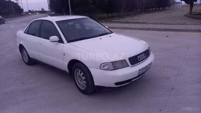 Audi A4 1998, 214,000 km - 1.8 l - Sumqayıt