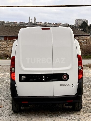 Fiat Doblo 2014, 194,900 km - 1.4 l - Bakı