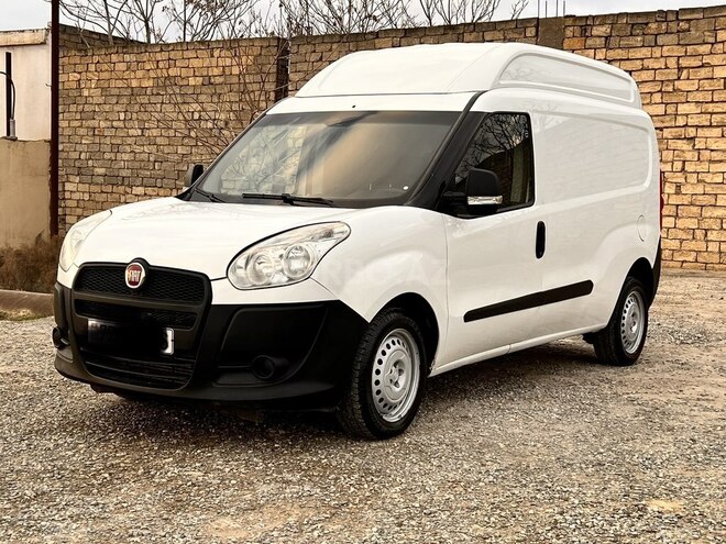 Fiat Doblo 2014, 194,900 km - 1.4 l - Bakı