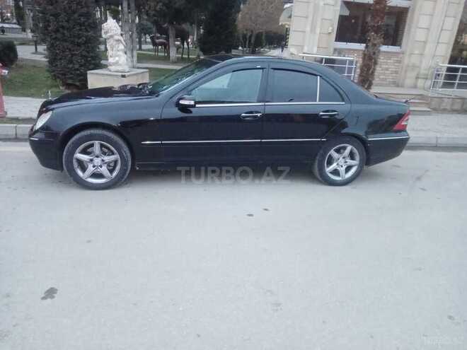 Mercedes C 240 2002, 290,859 km - 2.6 l - Quba