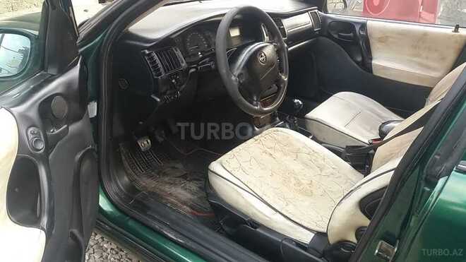 Opel Vectra 1995, 250,000 km - 1.6 л - Bakı