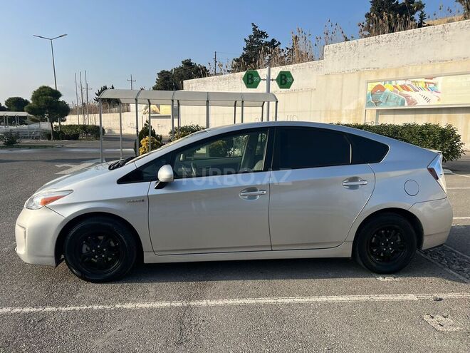 Toyota Prius 2012, 270,000 km - 1.8 l - Bakı