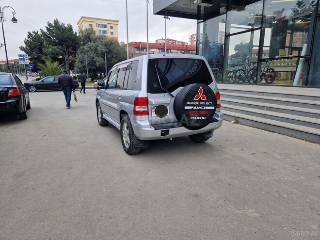 Mitsubishi Pajero io 2002, 295,000 km - 2.0 л - Sumqayıt