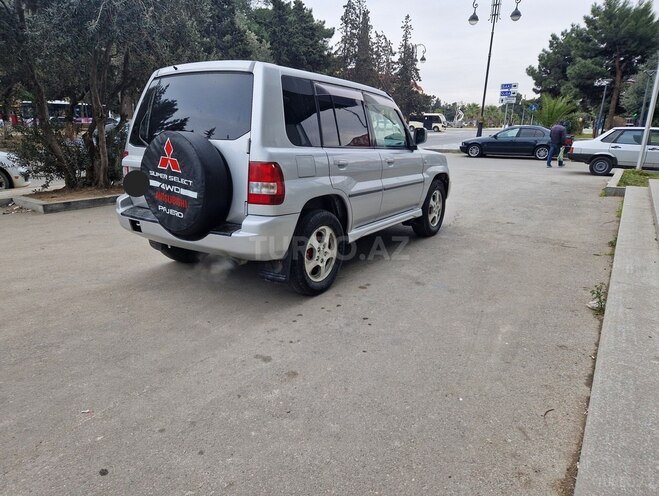 Mitsubishi Pajero io 2002, 295,000 km - 2.0 л - Sumqayıt