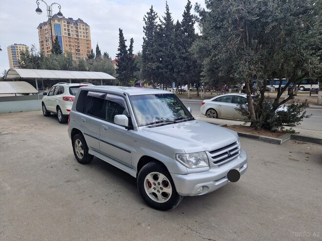 Mitsubishi Pajero io 2002, 295,000 km - 2.0 л - Sumqayıt