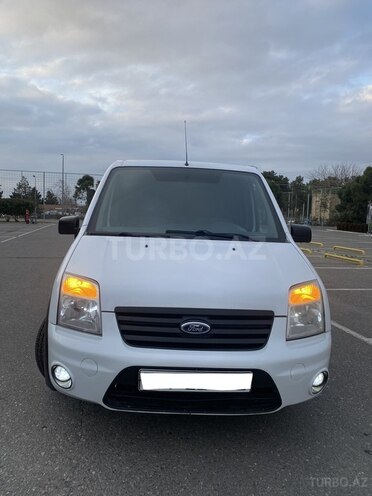 Ford Tourneo Connect 2013, 143,000 km - 1.8 l - Bakı