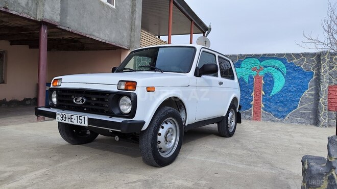 LADA (VAZ) Niva 2014, 190,000 km - 1.7 l - Yevlax