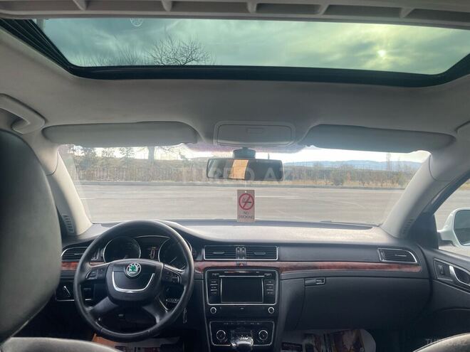 Skoda Superb 2010, 175,000 km - 1.8 л - Şəki