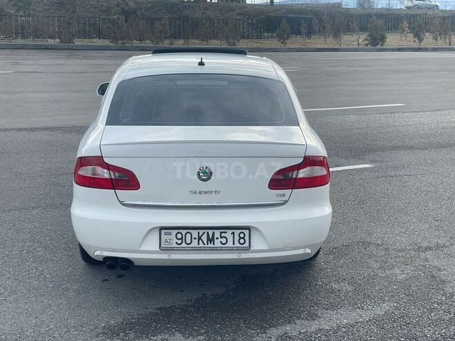 Skoda Superb 2010, 175,000 km - 1.8 л - Şəki