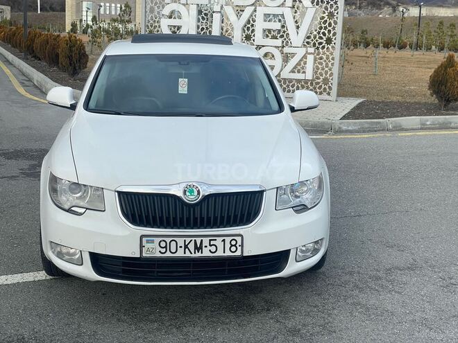 Skoda Superb 2010, 175,000 km - 1.8 л - Şəki