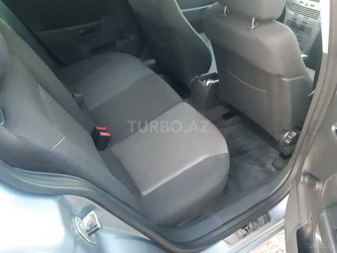 Opel Astra 2009, 241,500 km - 1.6 л - Bakı