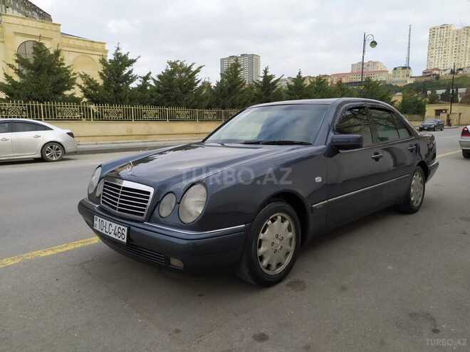 Mercedes E 240 1999, 241,000 km - 2.4 l - Bakı