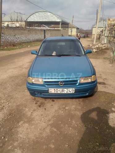 Opel Astra 1992, 283,000 km - 1.4 l - Qazax