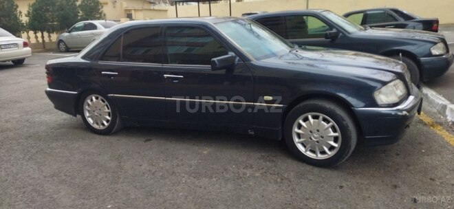 Mercedes C 240 1997, 371,000 km - 2.4 l - Salyan