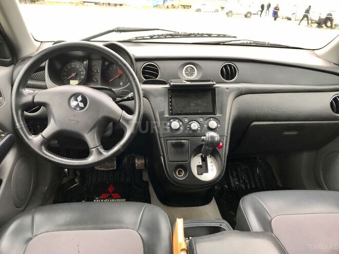 Mitsubishi Airtrek 2002, 230,000 km - 2.4 л - Xırdalan