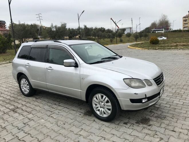 Mitsubishi Airtrek 2002, 230,000 km - 2.4 л - Xırdalan
