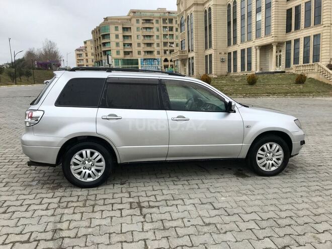 Mitsubishi Airtrek 2002, 230,000 km - 2.4 л - Xırdalan