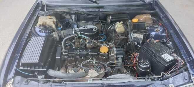 Opel Astra 1997, 321,000 km - 1.6 l - Sumqayıt