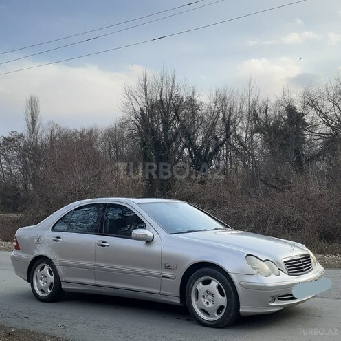 Mercedes C 240 2000, 326,173 km - 2.4 l - Zaqatala