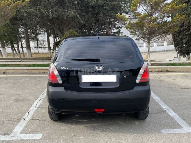 Kia Rio 2009, 138,000 km - 1.4 л - Bakı