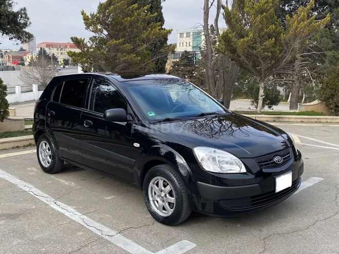 Kia Rio 2009, 138,000 km - 1.4 л - Bakı