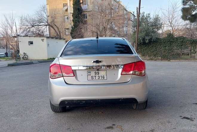 Chevrolet Cruze 2011, 291,045 km - 1.4 l - Bakı