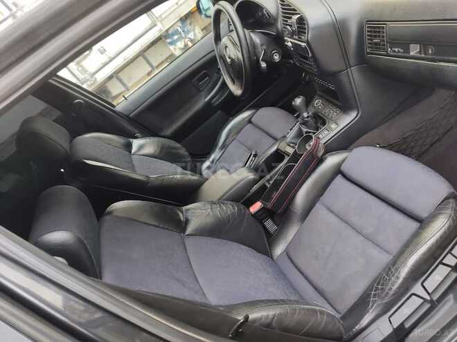 BMW 320 1998, 194,126 km - 2.0 л - Bakı