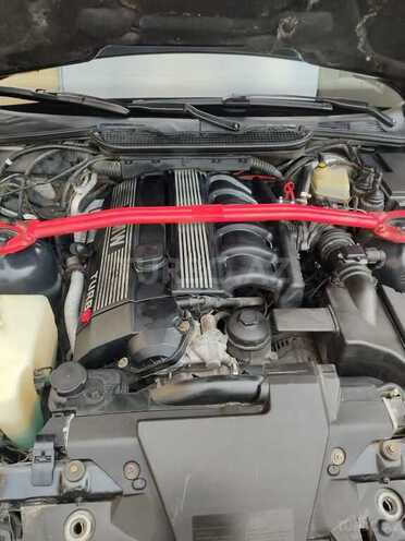 BMW 320 1998, 194,126 km - 2.0 л - Bakı