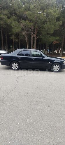 Mercedes C 220 2000, 276,000 km - 2.2 л - Sumqayıt