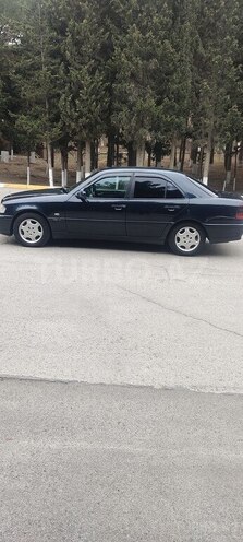 Mercedes C 220 2000, 276,000 km - 2.2 л - Sumqayıt