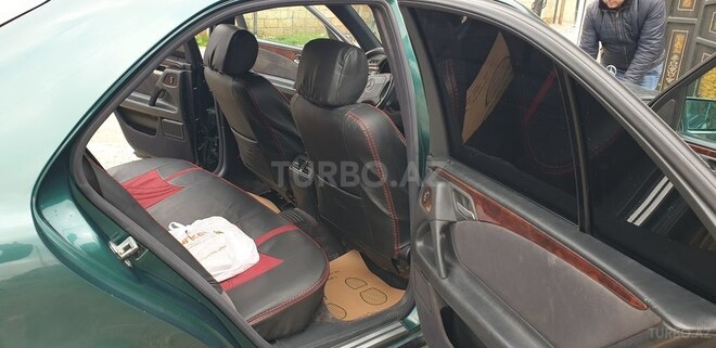 Mercedes E 230 1997, 234,000 km - 2.3 l - Bakı